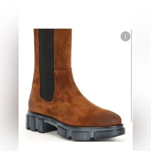 Free People Chelsea Chestnut suede Boots new Size 8